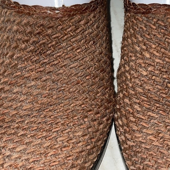 ENZO Angiolini Women's Slides Size 8M Brown Leather Weave Design Slip On - Picture 9 of 9